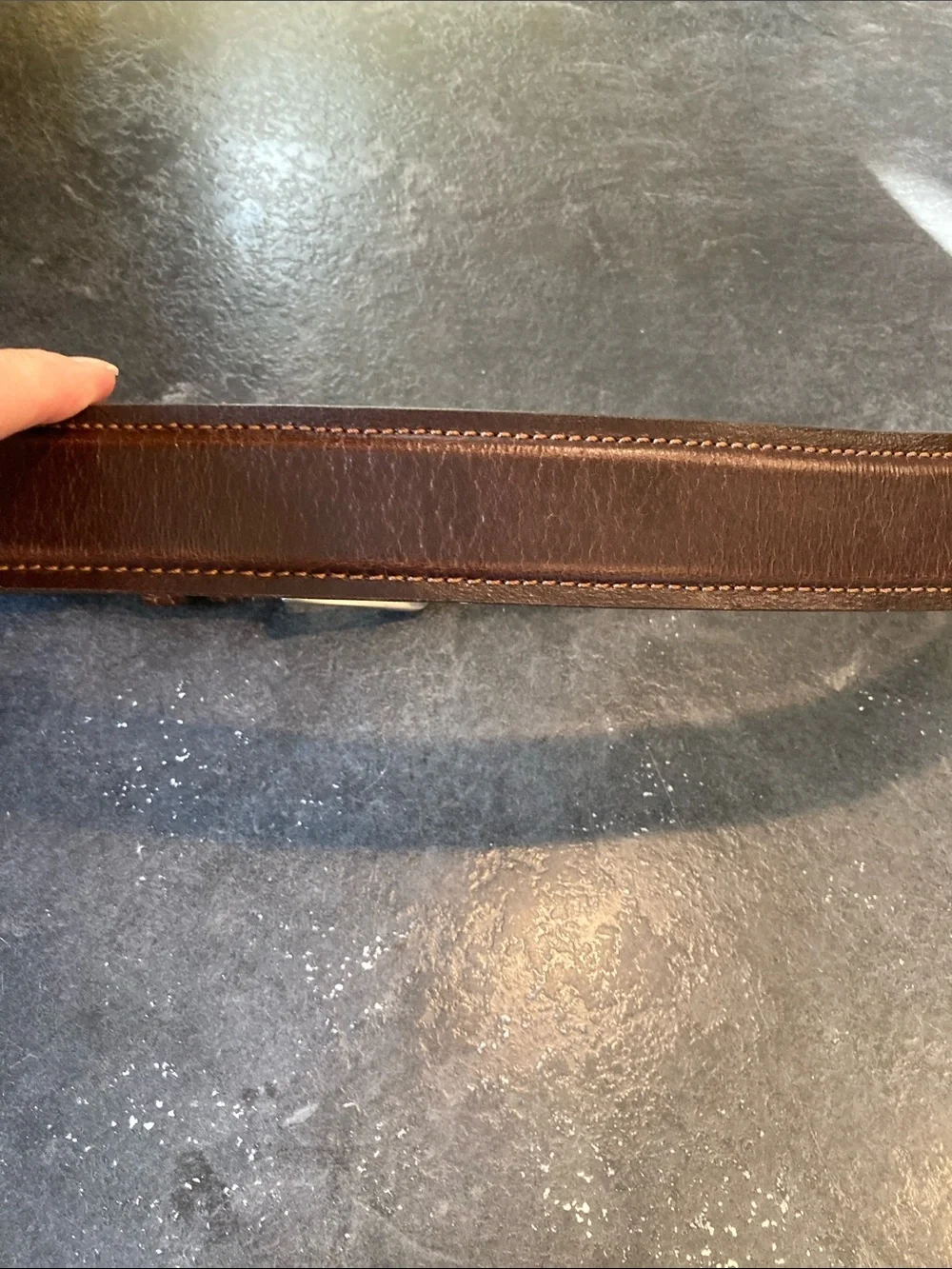 N/A men brown